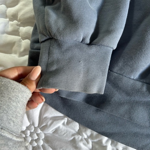 Aritzia Hoodie - Picture 3 of 9